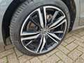 Volvo V60 2.0 T8 Twin Engine AWD R-Design PANO | Harman Kard Grijs - thumbnail 25