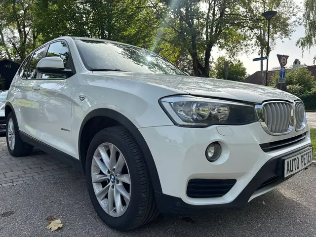 BMW X3 view 7