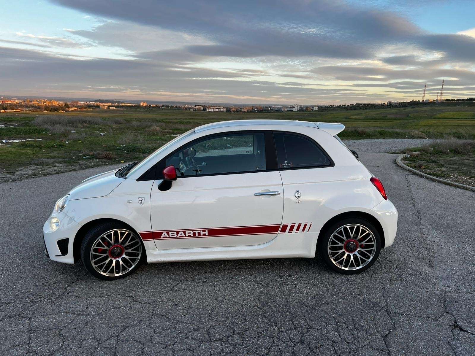 Abarth 595 1.4T JET 107KW - foto 1