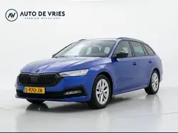 Skoda Octavia Combi Sportstoelen, Regensensor, Stuurwielverwarming, Stoelverwarming, Geheel digitaal combi-instrument, Dakrails, Lendensteun, Alarm