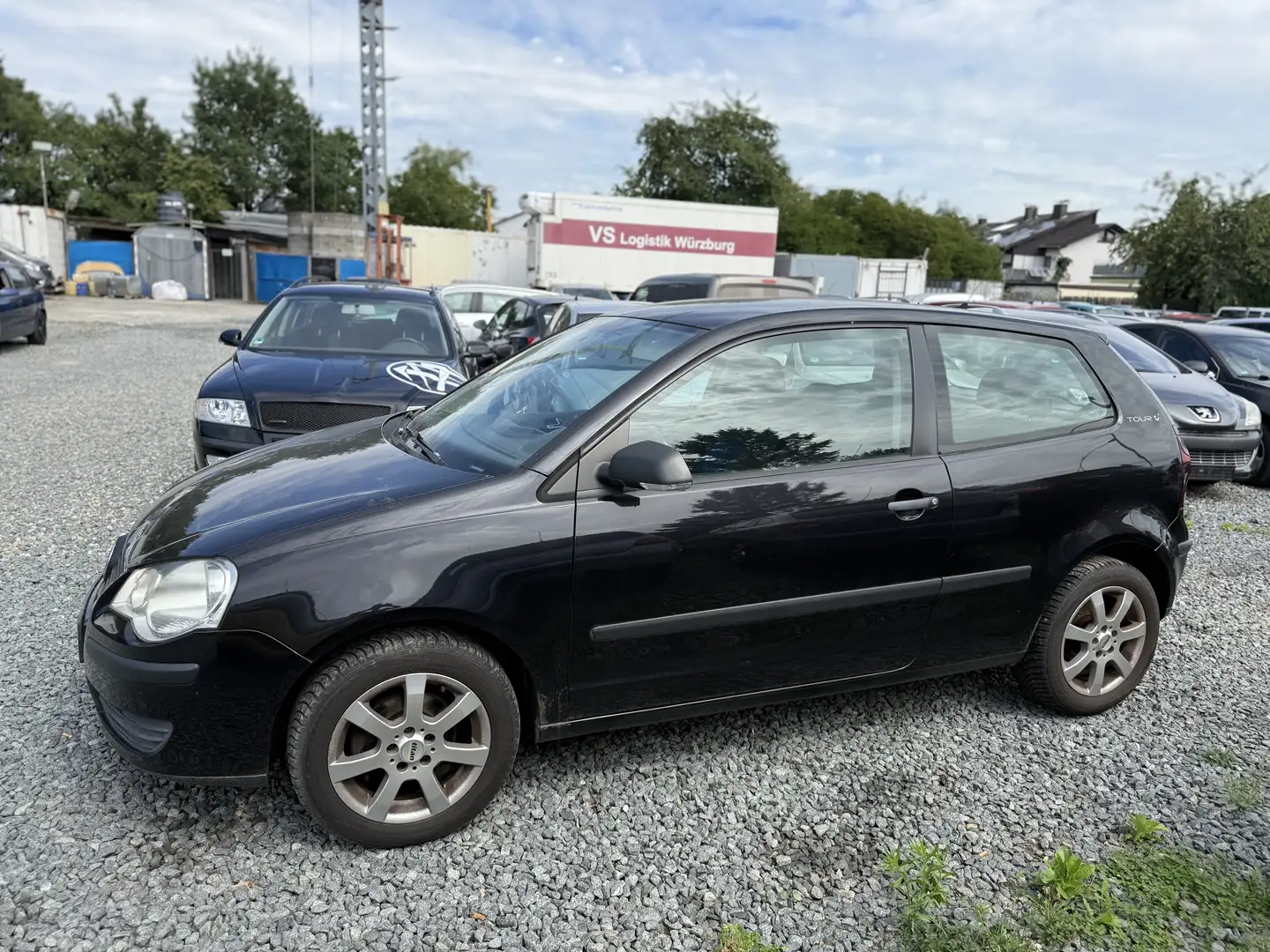 Volkswagen Polo Tour Schwarz - 2