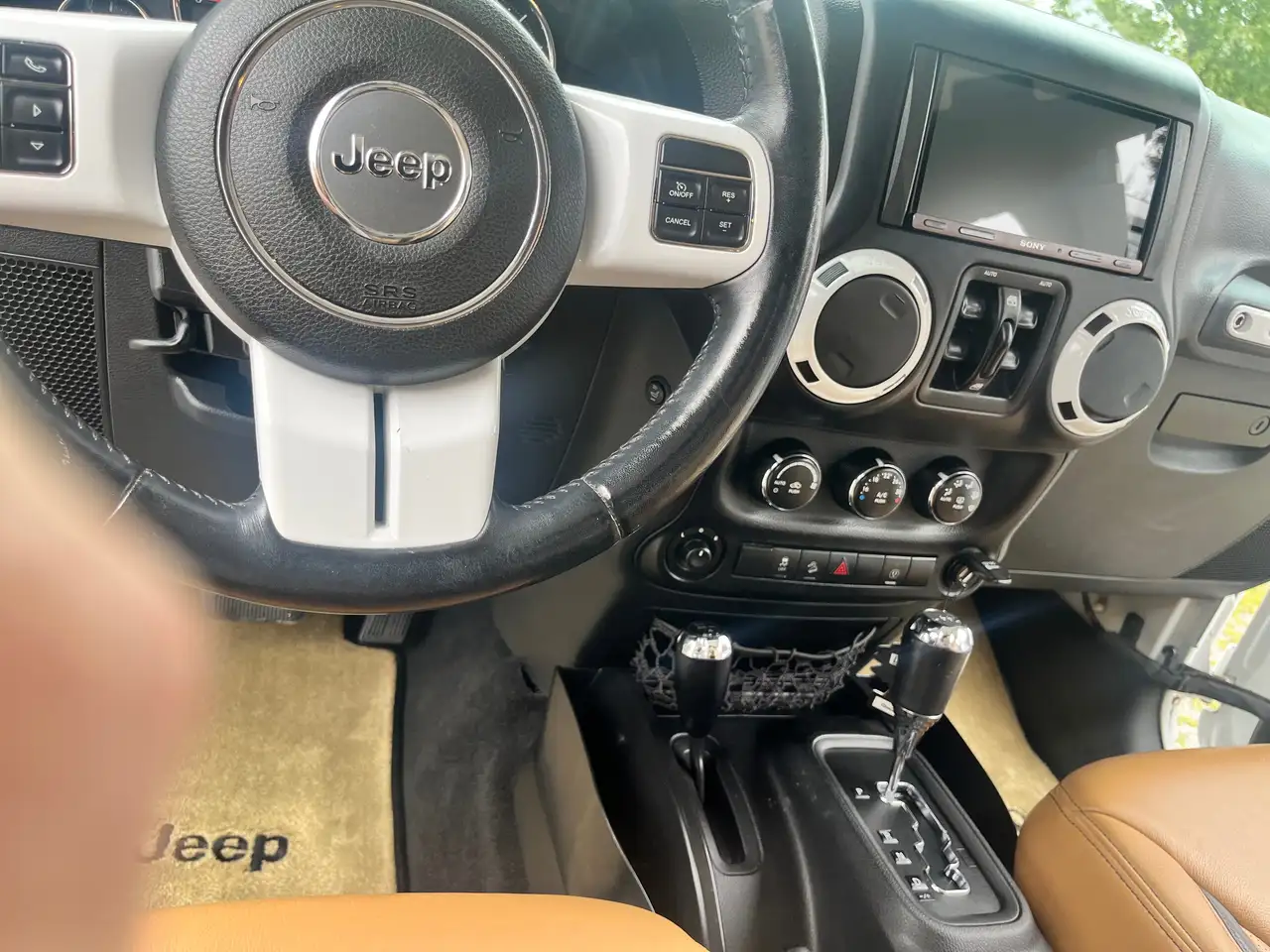 Jeep Wrangler снимка Jeep Wrangler