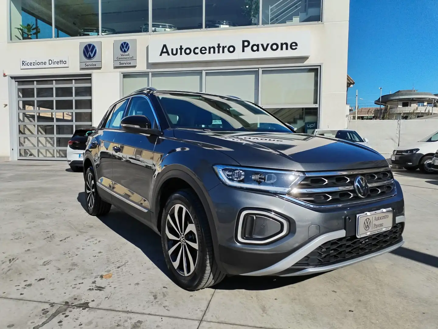 Volkswagen T-Roc 1.0 tsi Style 115cv -IQ Drive-IQ Light-Tech Pack- Grigio - 1