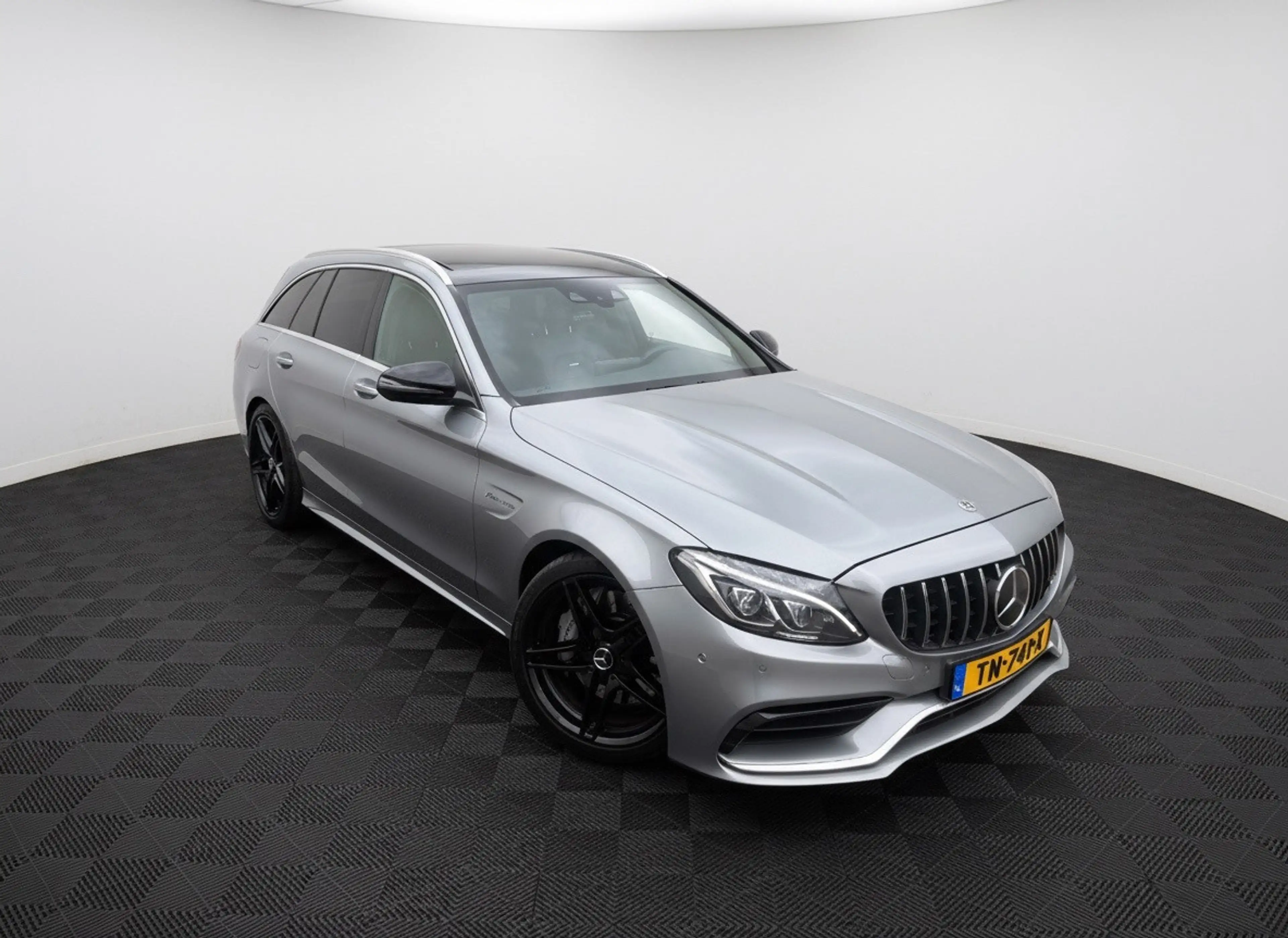 Mercedes-Benz C 63 AMG Estate Edition 1 Frabrieksnieuw ! — photo 2