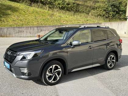 Subaru Forester 2,0i e-Boxer Vollausstattung Top Zustand