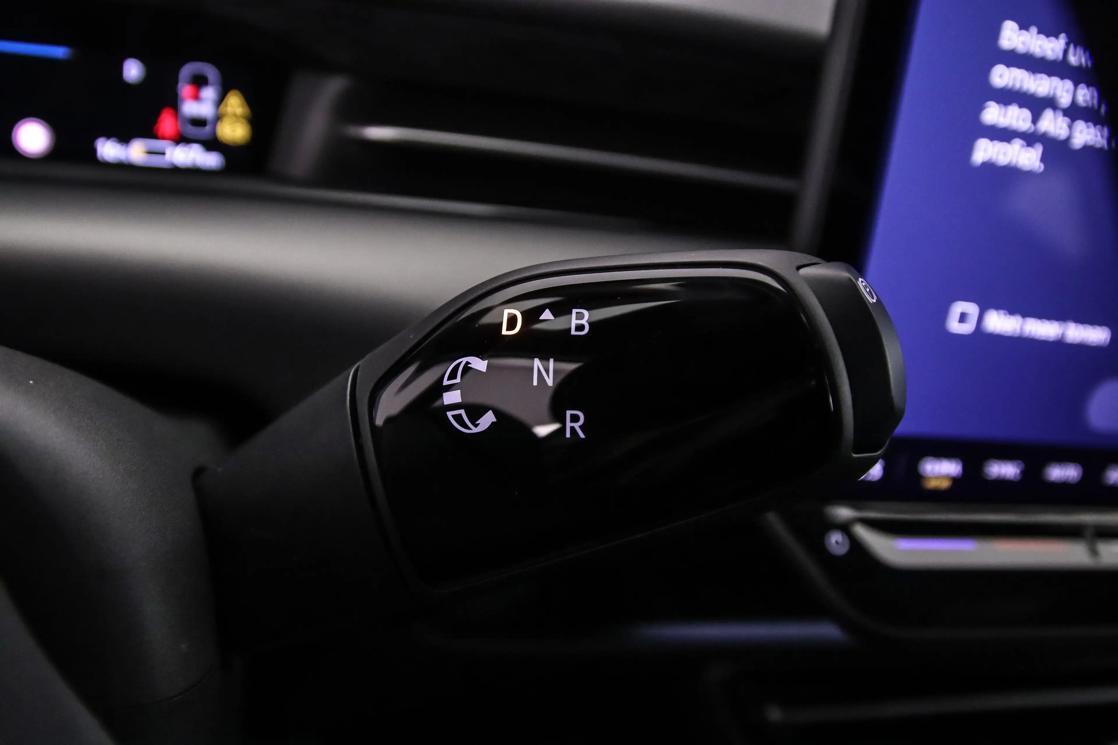 Volkswagen ID.7 Tourer Elektromotor 59 kWh 204pk Limited Edition — photo 11