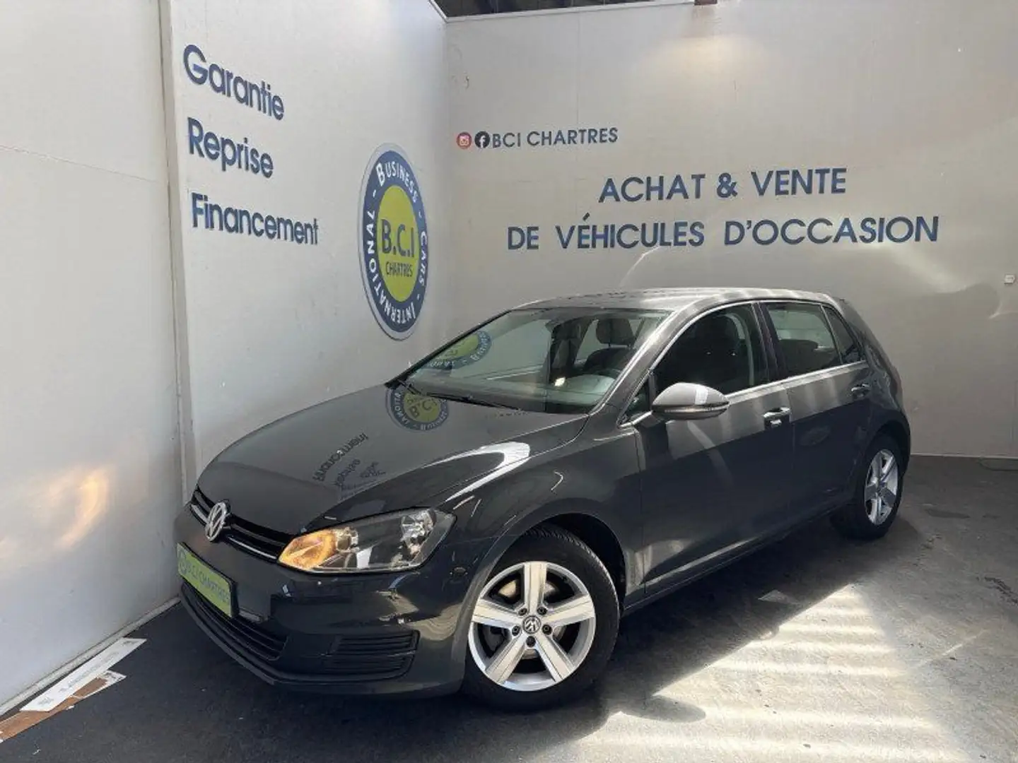 Volkswagen Golf VII 1.2 TSI 85CH BLUEMOTION TECHNOLOGY TRENDLINE 5 Gris - 1