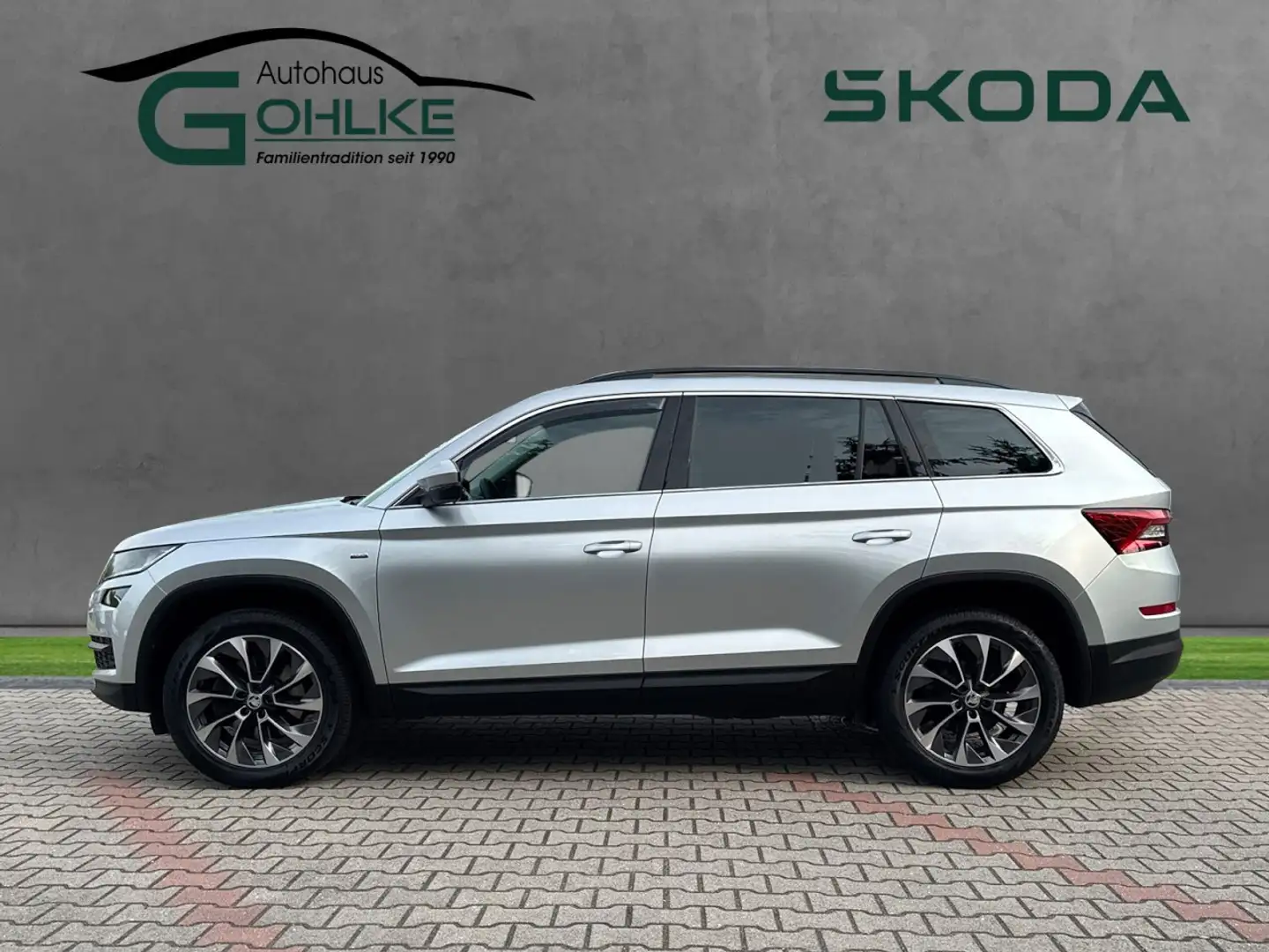 Skoda Kodiaq Ambition 2,0l TDI 140 kW 7-Gang D Klima Navi Gümüş rengi - 2