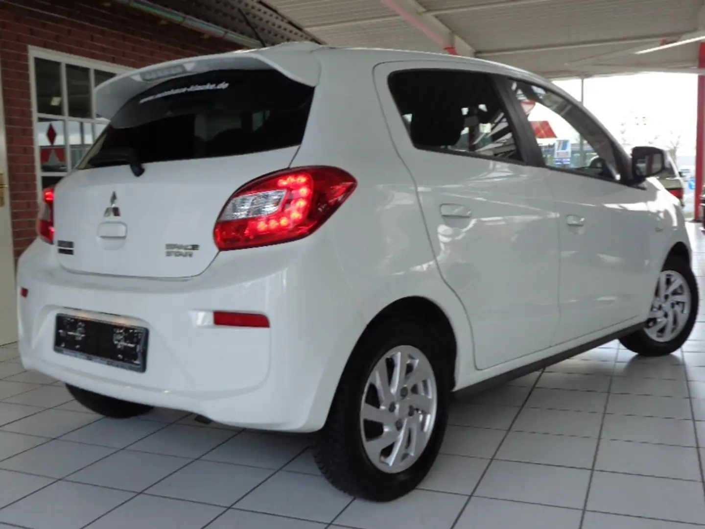 Mitsubishi Space Star Intro Edition+#Klima# Navi #Allwetter Weiß - 2