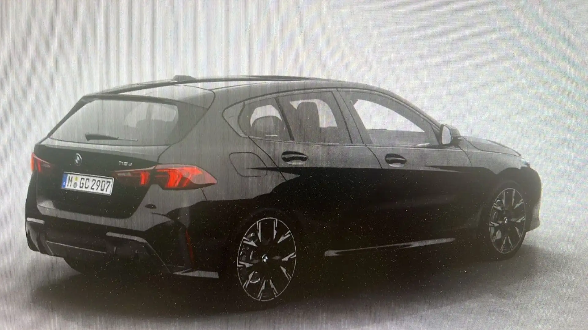 BMW 120 d Steptronic*MSPORTPAKET*PANO*HUD*RFK*INNOV.P Schwarz - 2