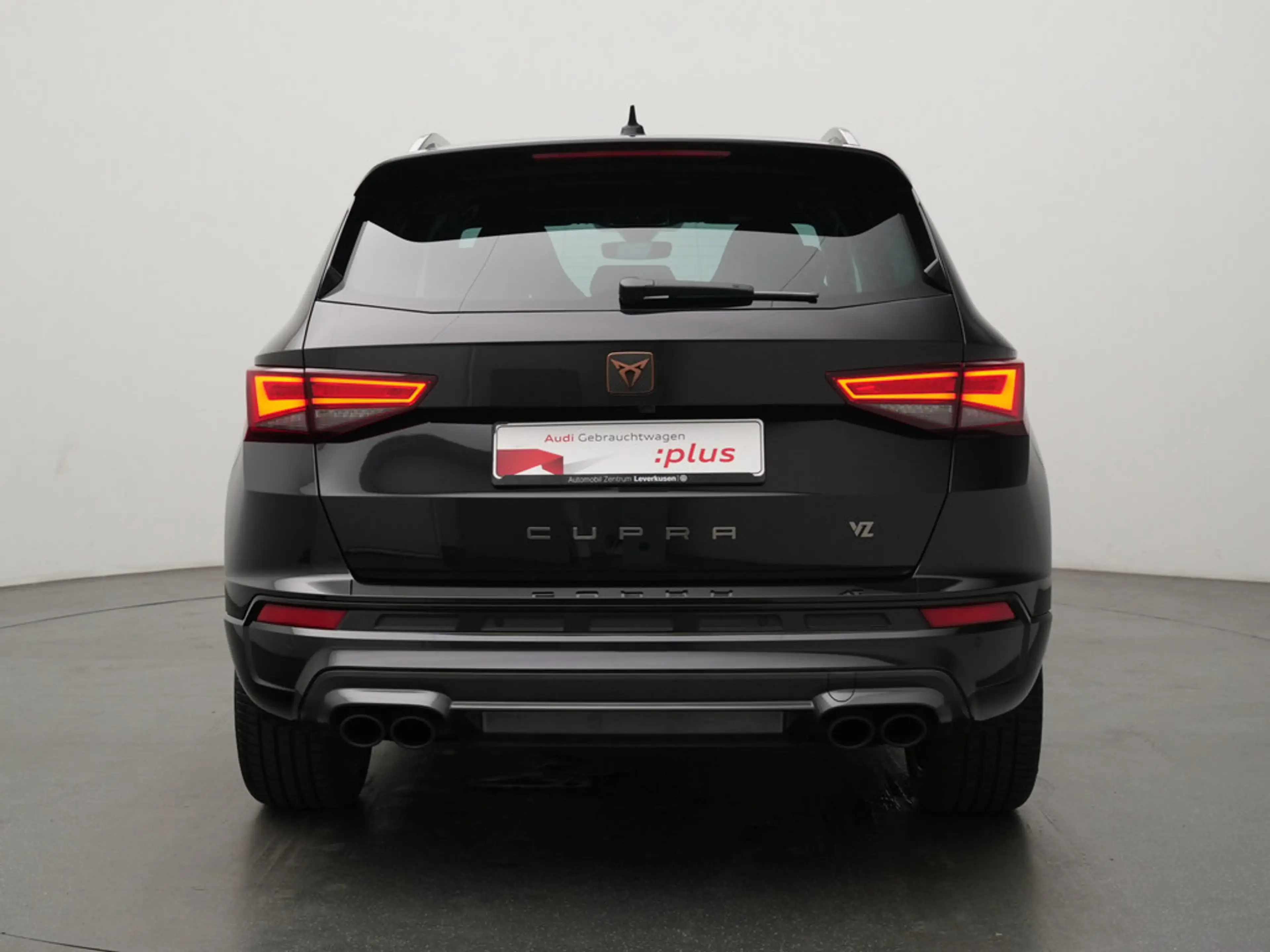 CUPRA Ateca VZ 4Drive DCC LED 360° KAM ACC PDC NAVI — photo 4