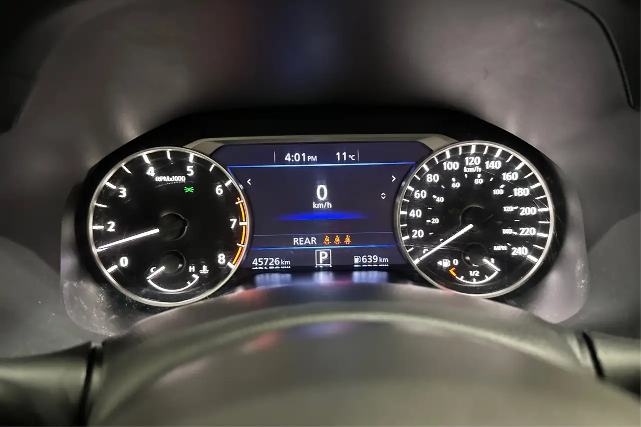 Nissan Altima снимка Nissan Altima