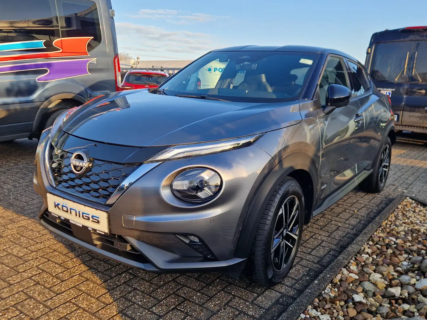 Nissan Juke Hybrid N-Connecta Grau - 1