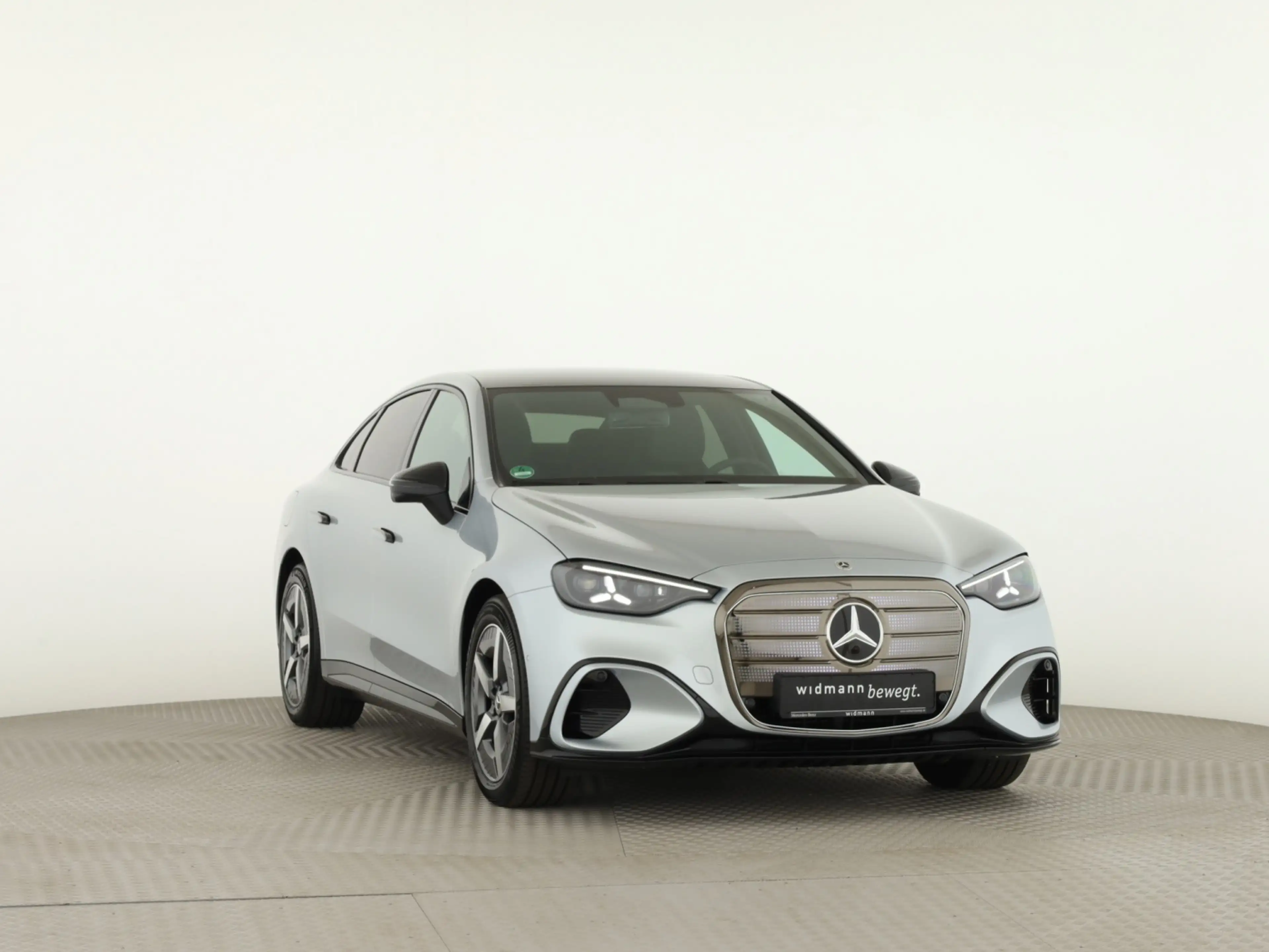 Mercedes-Benz C 400 4MATIC elektrisch *AMG*Keyless*Pano*Memory — photo 3
