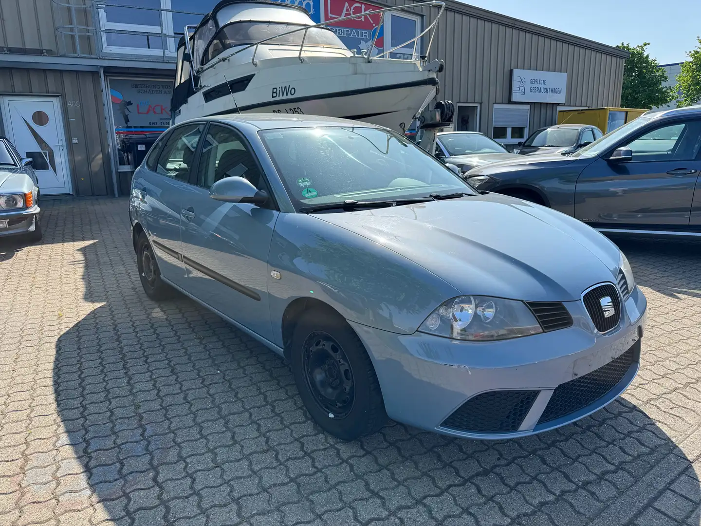 SEAT Ibiza 1.4 16V Comfort Edition Bleu - 1