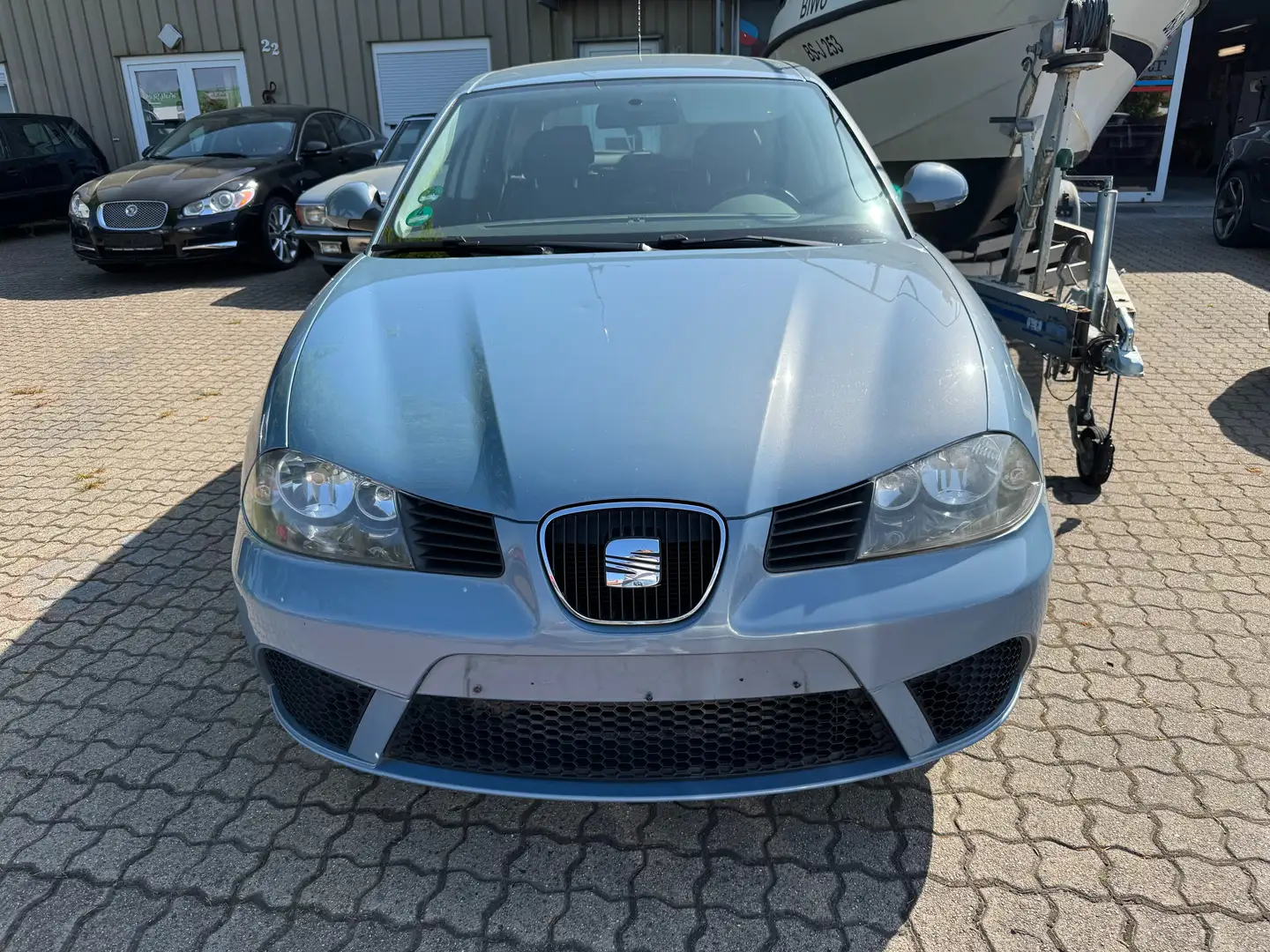 SEAT Ibiza 1.4 16V Comfort Edition Bleu - 2
