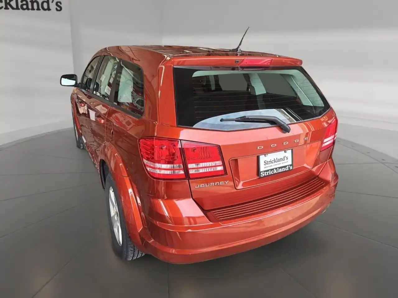 Dodge Journey снимка Dodge Journey