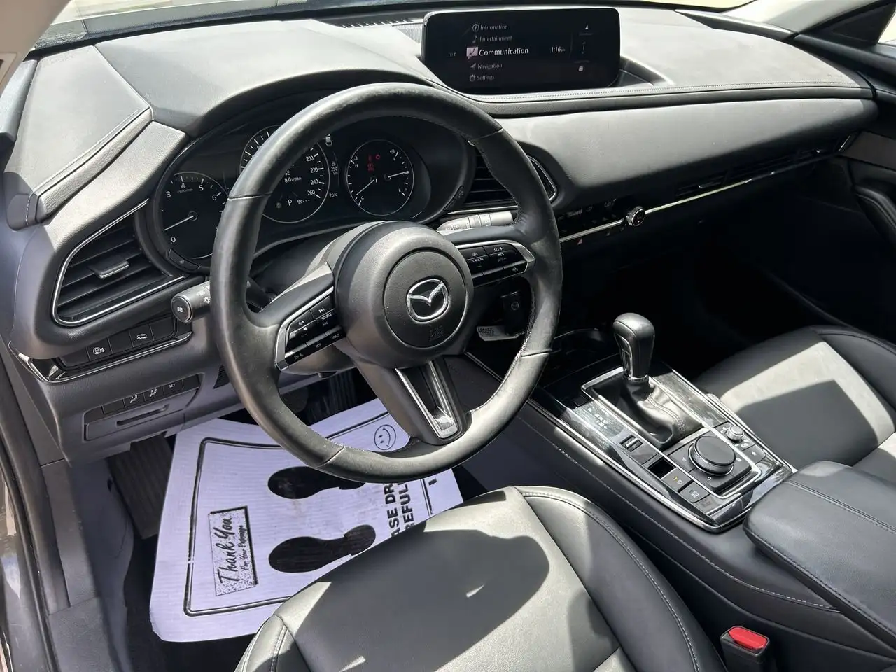 Mazda CX-30 photo Mazda CX-30