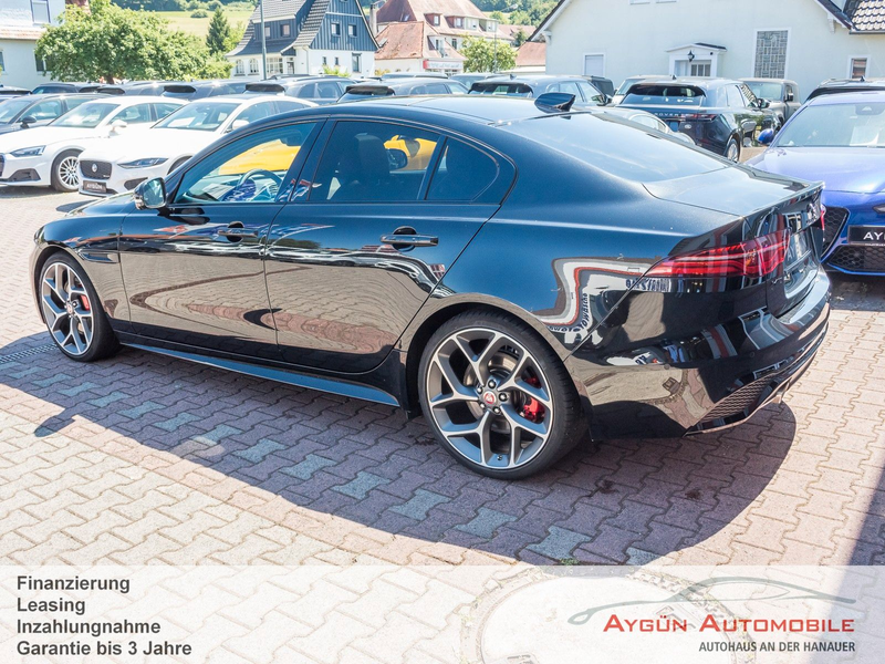 Jaguar XE P300 AWD R-Dynamic Black*ACC*Pano*Matrix* — photo 5