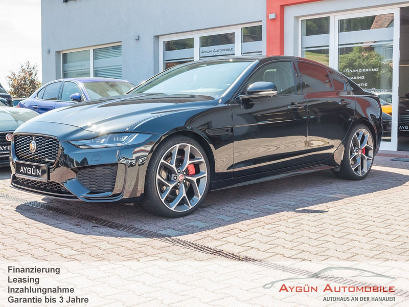 Jaguar XE P300 AWD R-Dynamic Black*ACC*Pano*Matrix* — photo 2