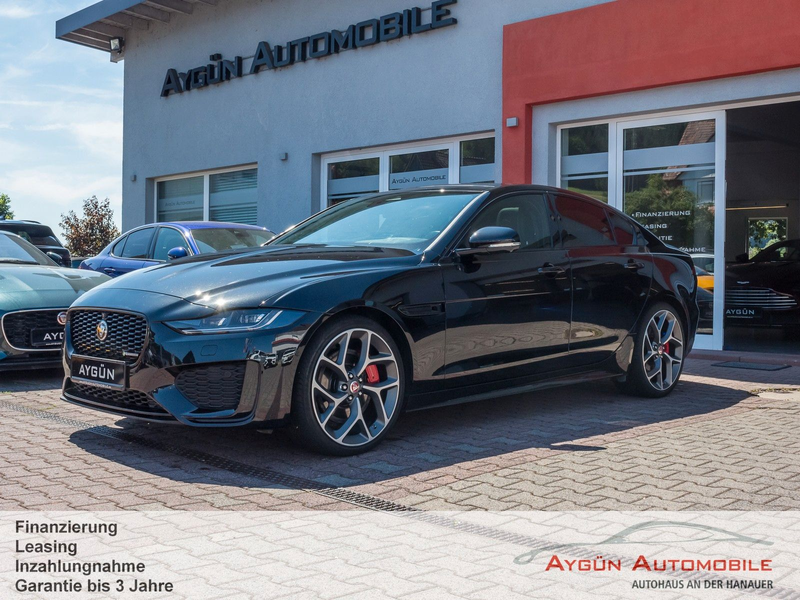 Jaguar XE P300 AWD R-Dynamic Black*ACC*Pano*Matrix*