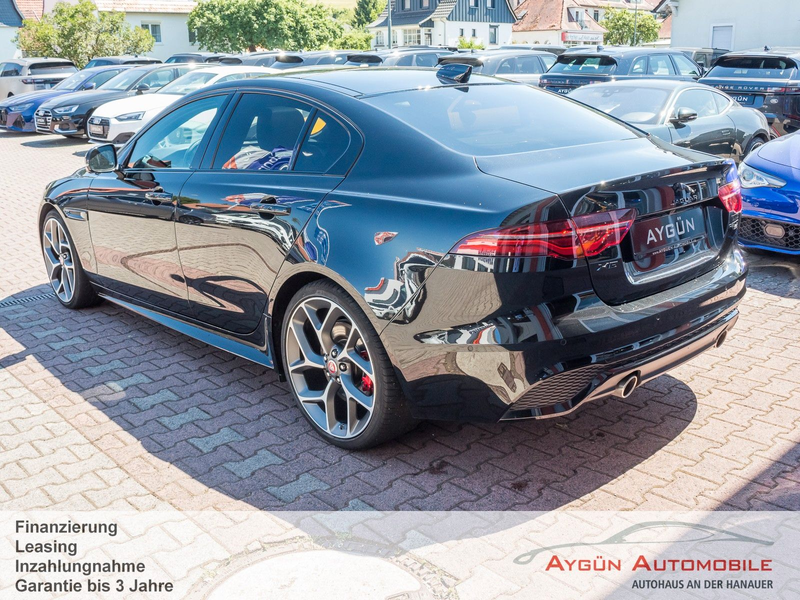 Jaguar XE P300 AWD R-Dynamic Black*ACC*Pano*Matrix* — photo 6