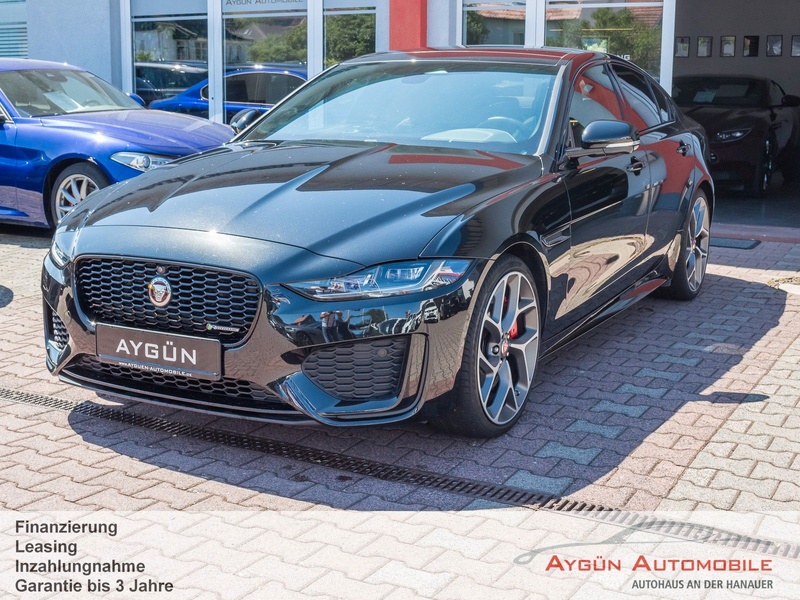 Jaguar XE P300 AWD R-Dynamic Black*ACC*Pano*Matrix* — photo 4