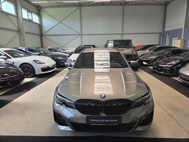 BMW 3 Series view 3