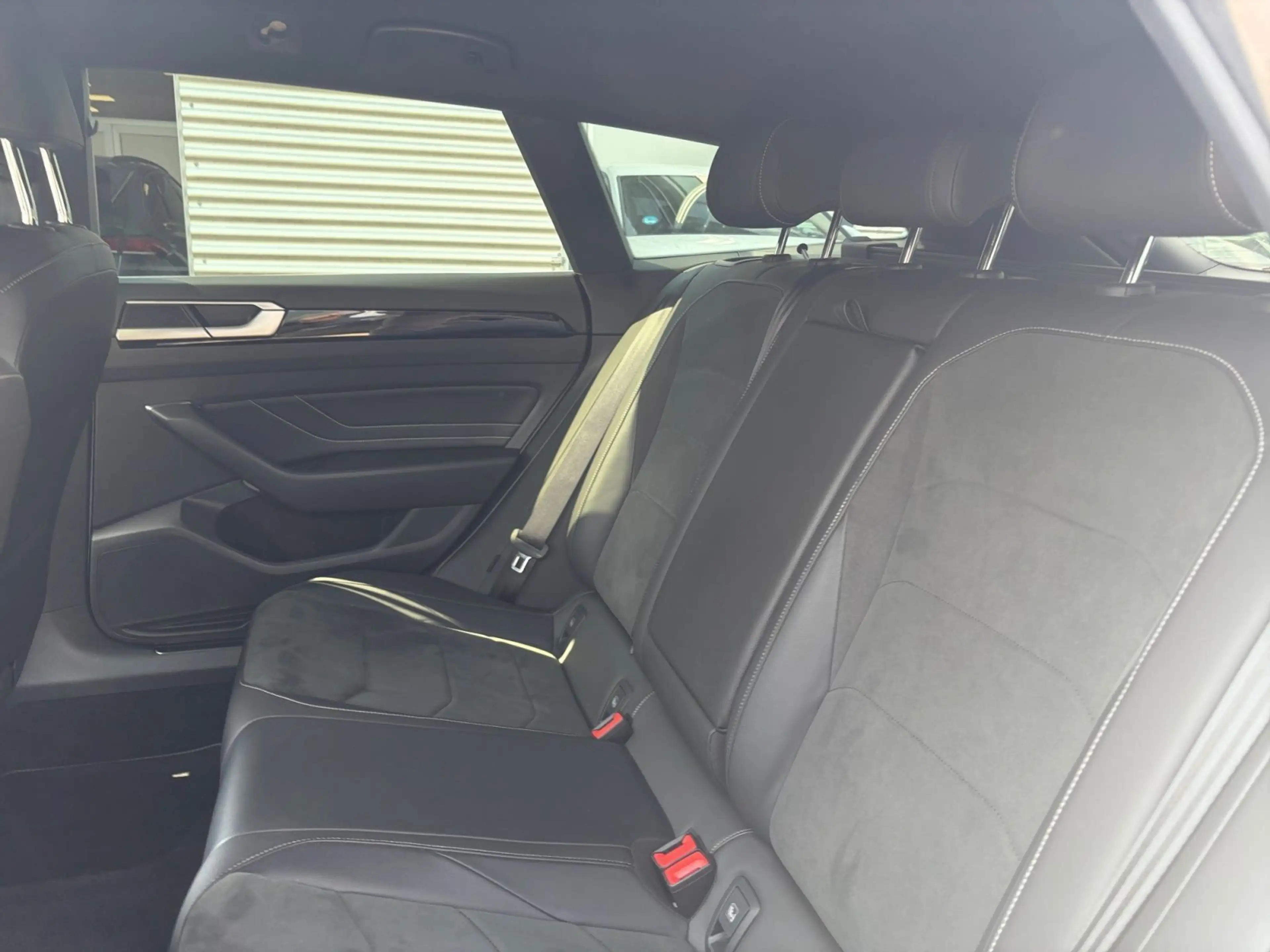 Volkswagen Arteon R-Line 2.0 TDI ALLRAD Navi — photo 11