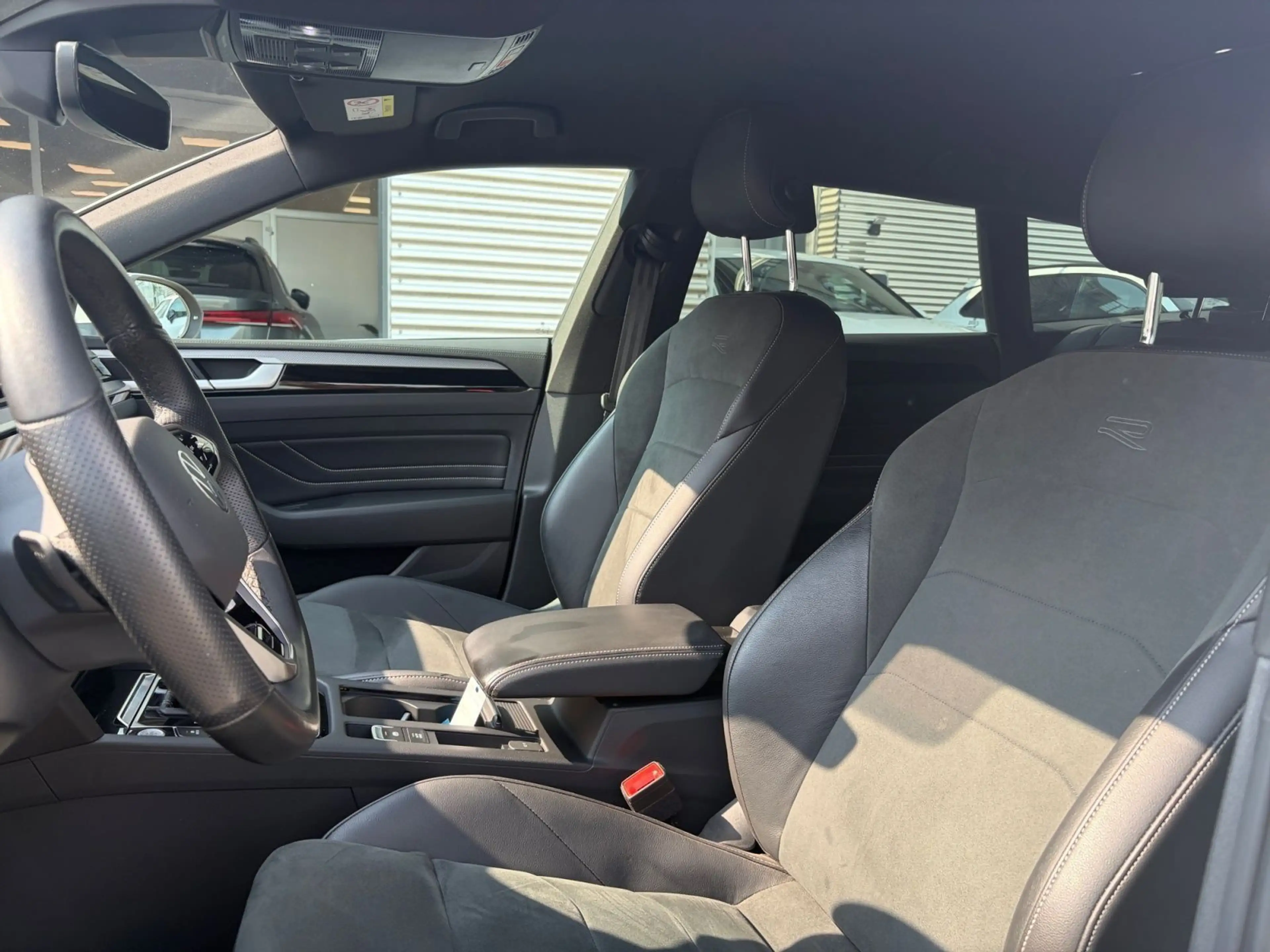 Volkswagen Arteon R-Line 2.0 TDI ALLRAD Navi — photo 9