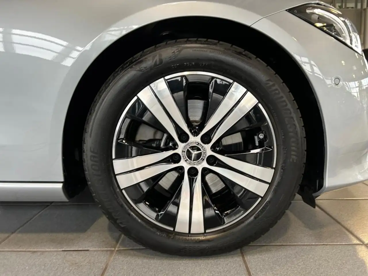 Mercedes-Benz C 200 Avantgarde/Advanced/LED/Distronic/360°K/ 6