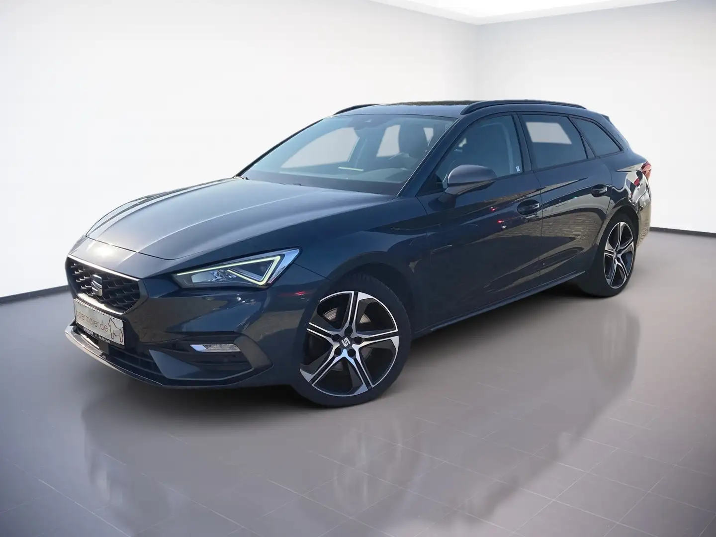 SEAT Leon ST FR 2.0TDI 150PS 4D DSG LED.AHK.KAMERA.NAVI.SHZG Grau - 2