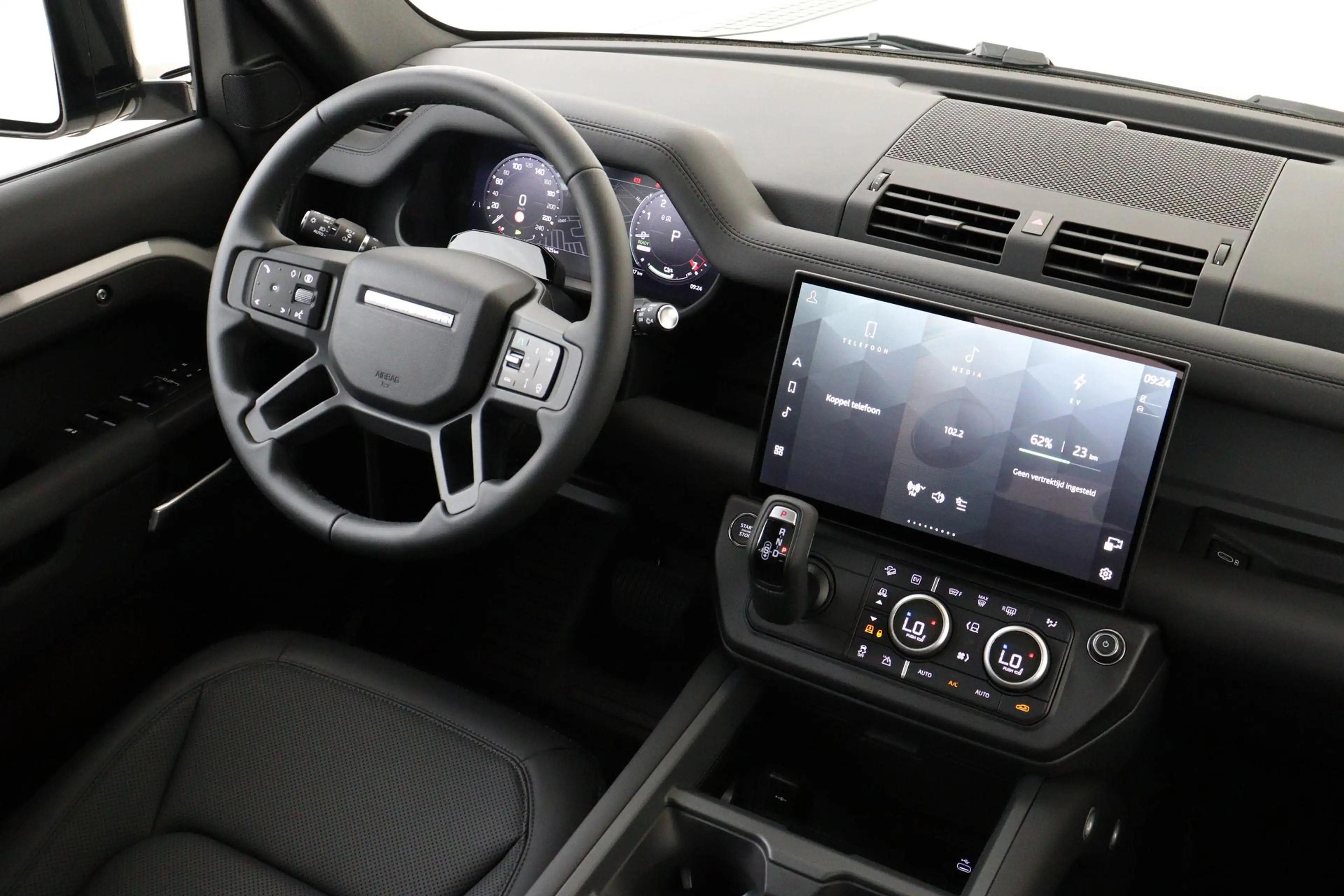 Land Rover Defender 110 2.0 P300e 110 X-DYNAMIC SE BORASCO-GREY|PANO.D — photo 6