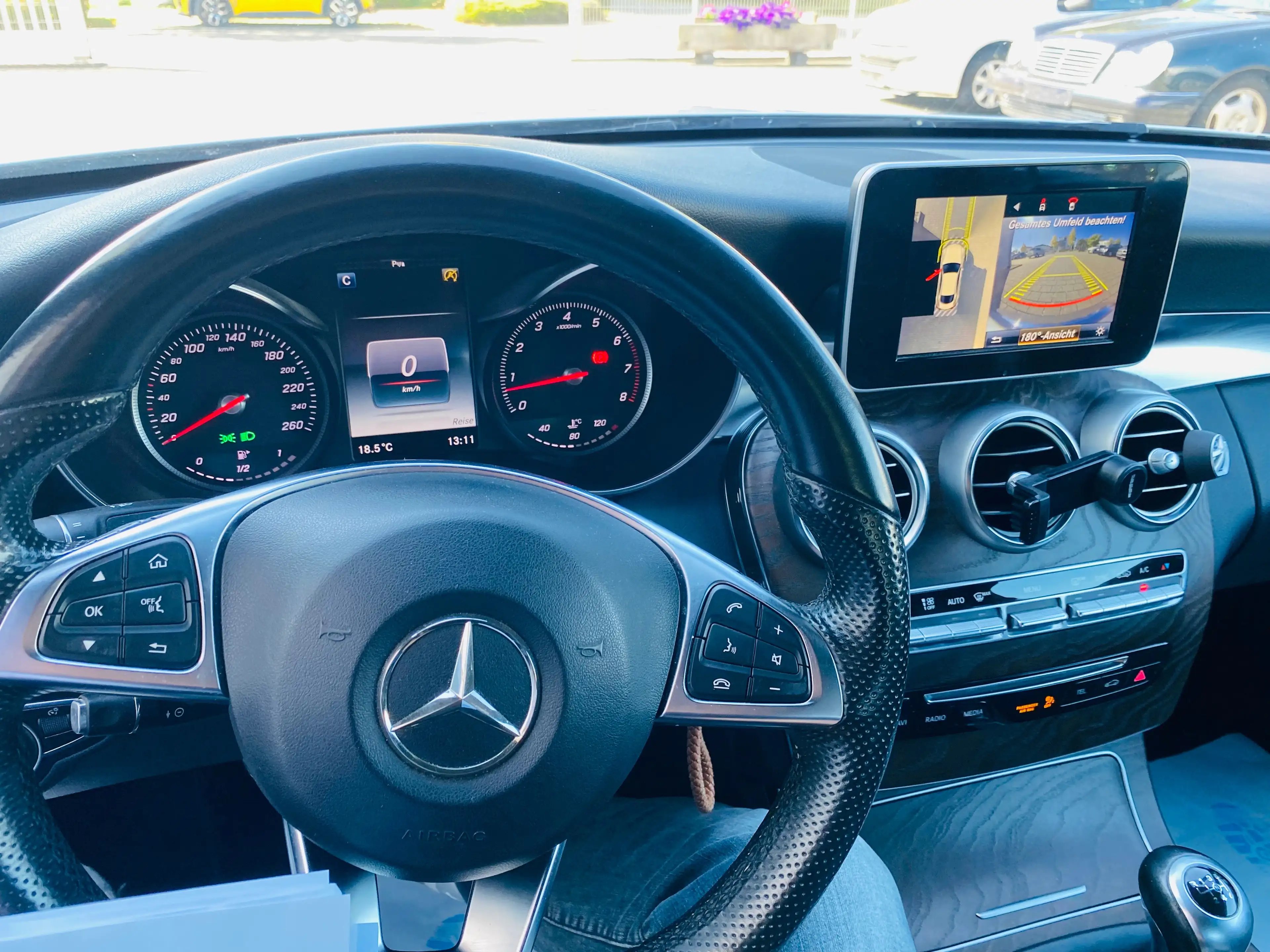 Mercedes-Benz C 200 C-Klasse Coupe Coupe AMG Line — photo 9