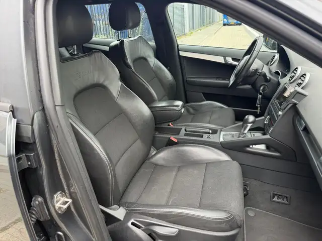 Audi A3 view 9