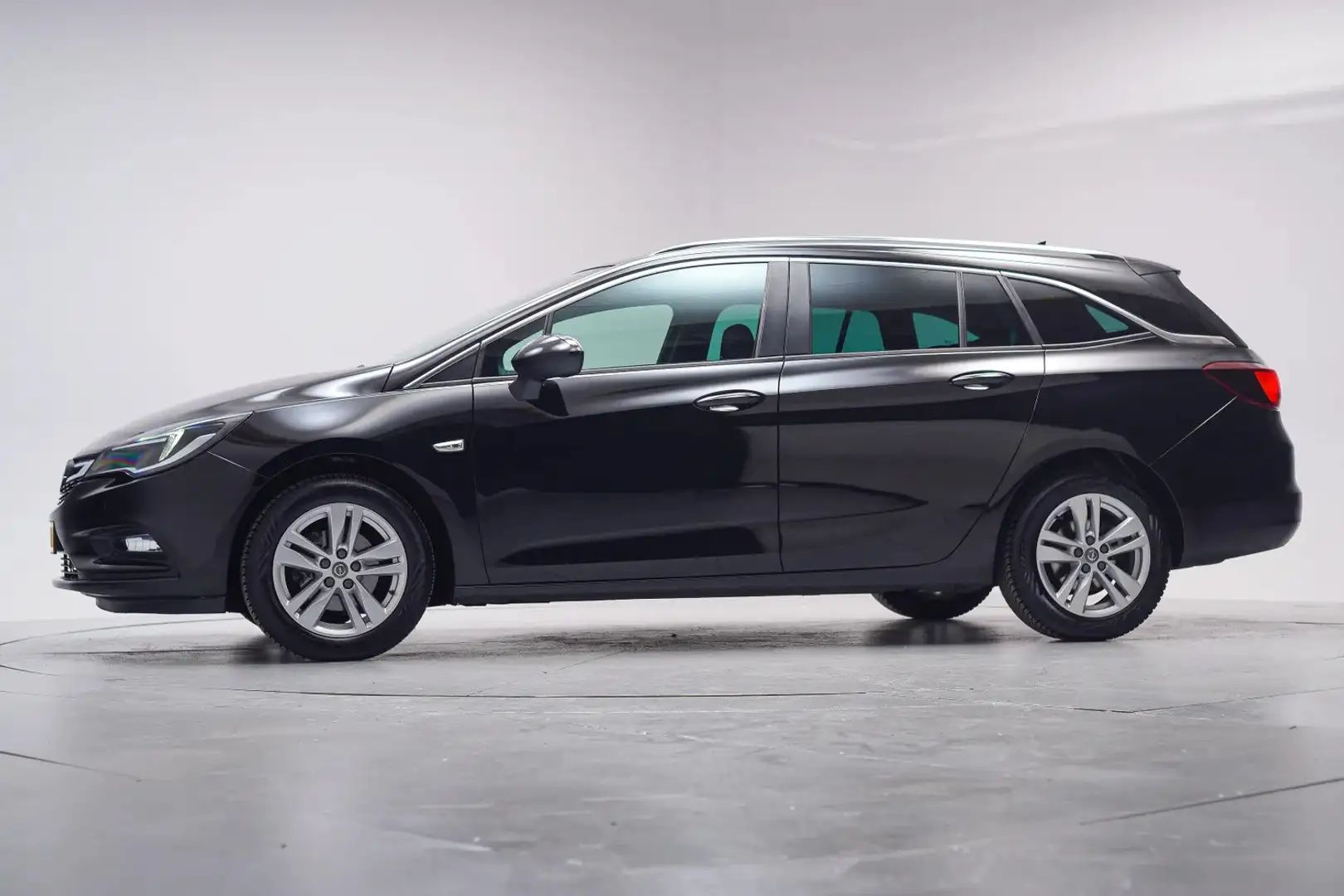 Opel Astra ASTRA SPORTS TOURER [Stoelverwarming Stuurverwarmi Schwarz - 2