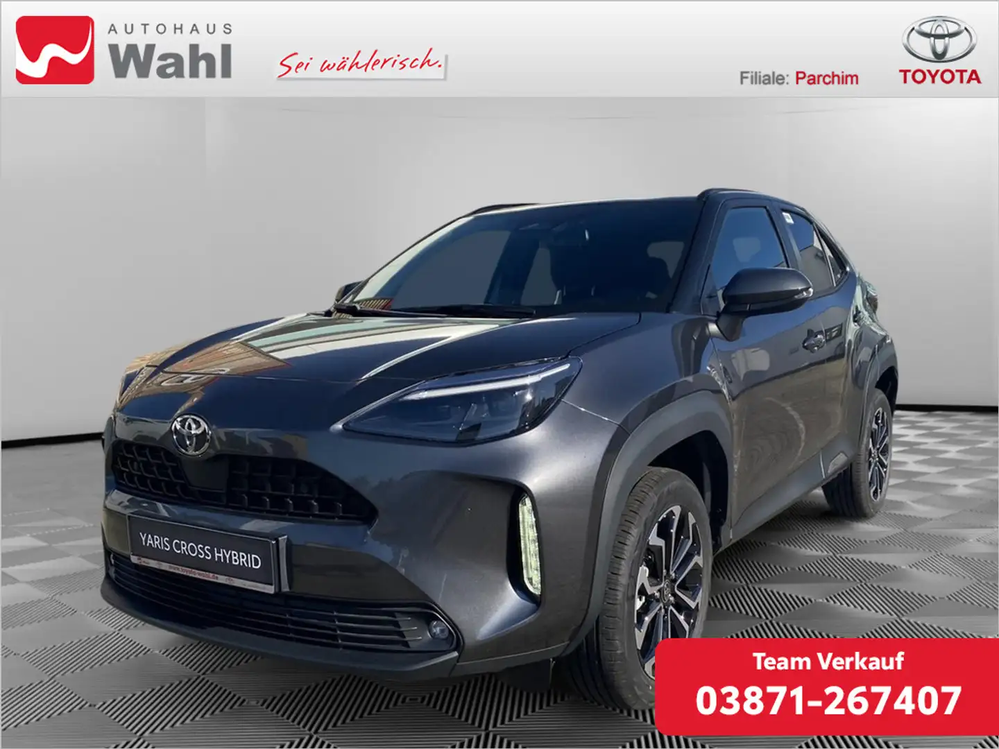 Toyota Yaris Cross 1.5 Hybrid FWD Teamplayer Grau - 1
