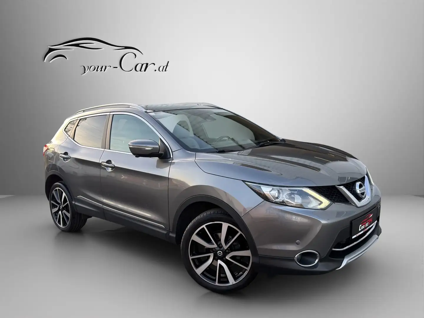Nissan Qashqai 1,6 dCi Tekna Aut. *PANO, 360°, AHK, SHA, NBA* Grau - 1