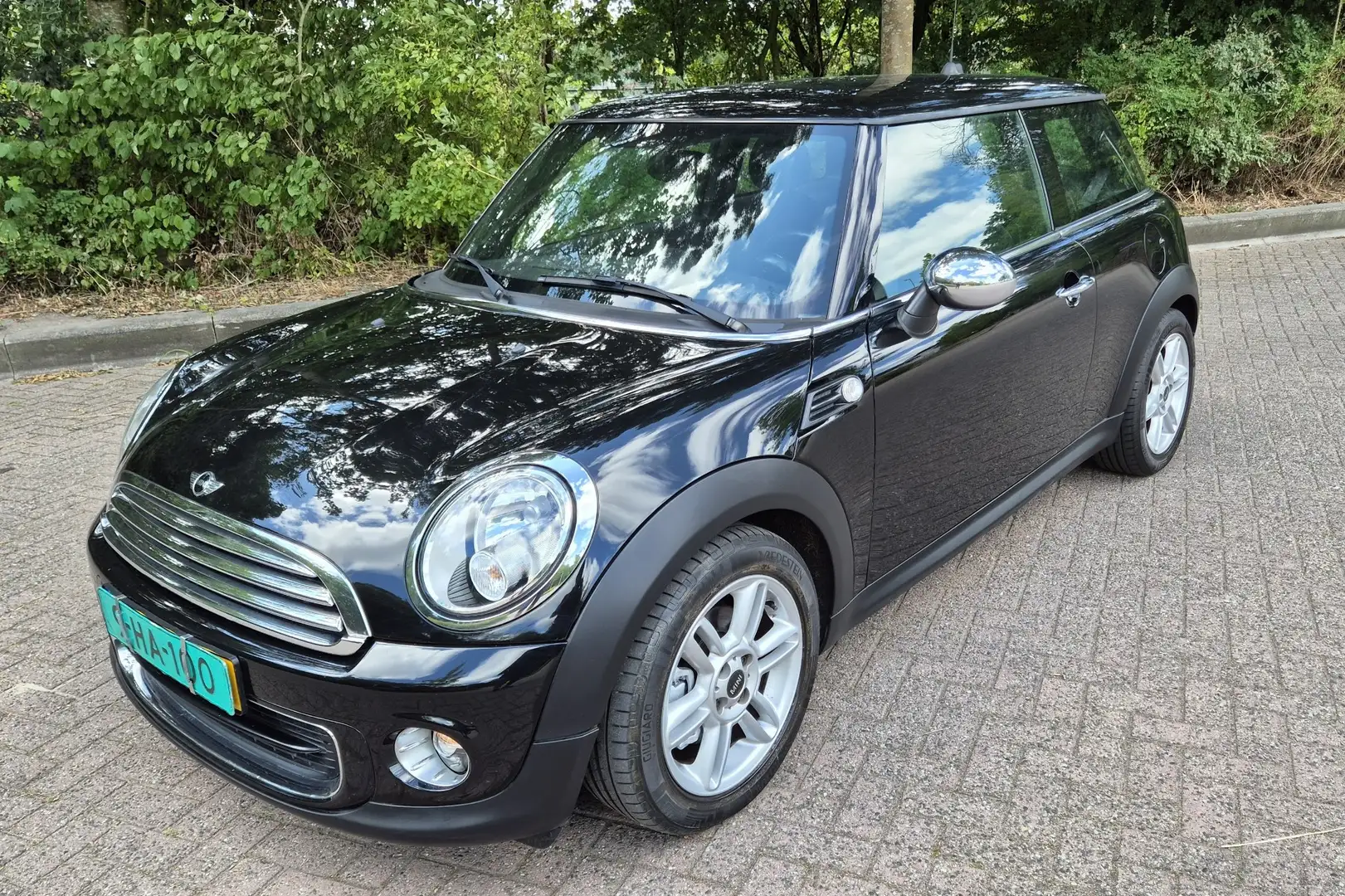 MINI Cooper 1.6 Airco/ HarmanKardon/Navi️✅️ Black - 1