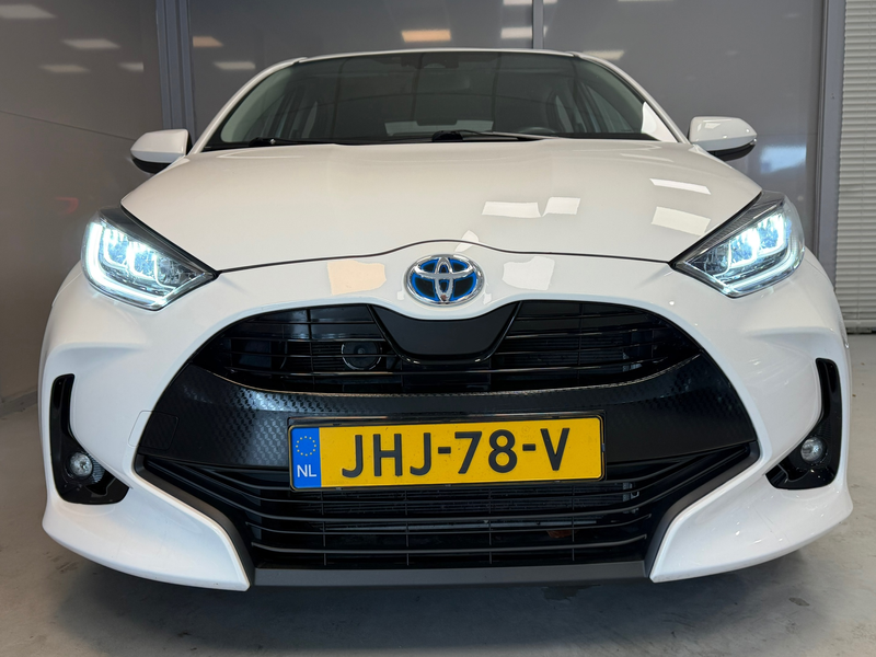 Toyota Yaris 1.5 Hybrid 115 | CLIMA | CAR PLAY | LED | CAMERA | — photo 3
