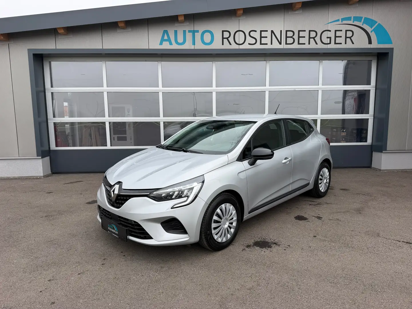 Renault Clio Equilibre*PDC*Tempomat*AppleCarPlay*Navi*8-fach*uvm Grau - 1