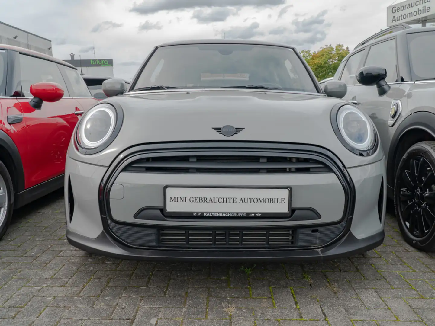 MINI One Essential Trim FACEL. LED SHZ PDC KEYLESS Grau - 2
