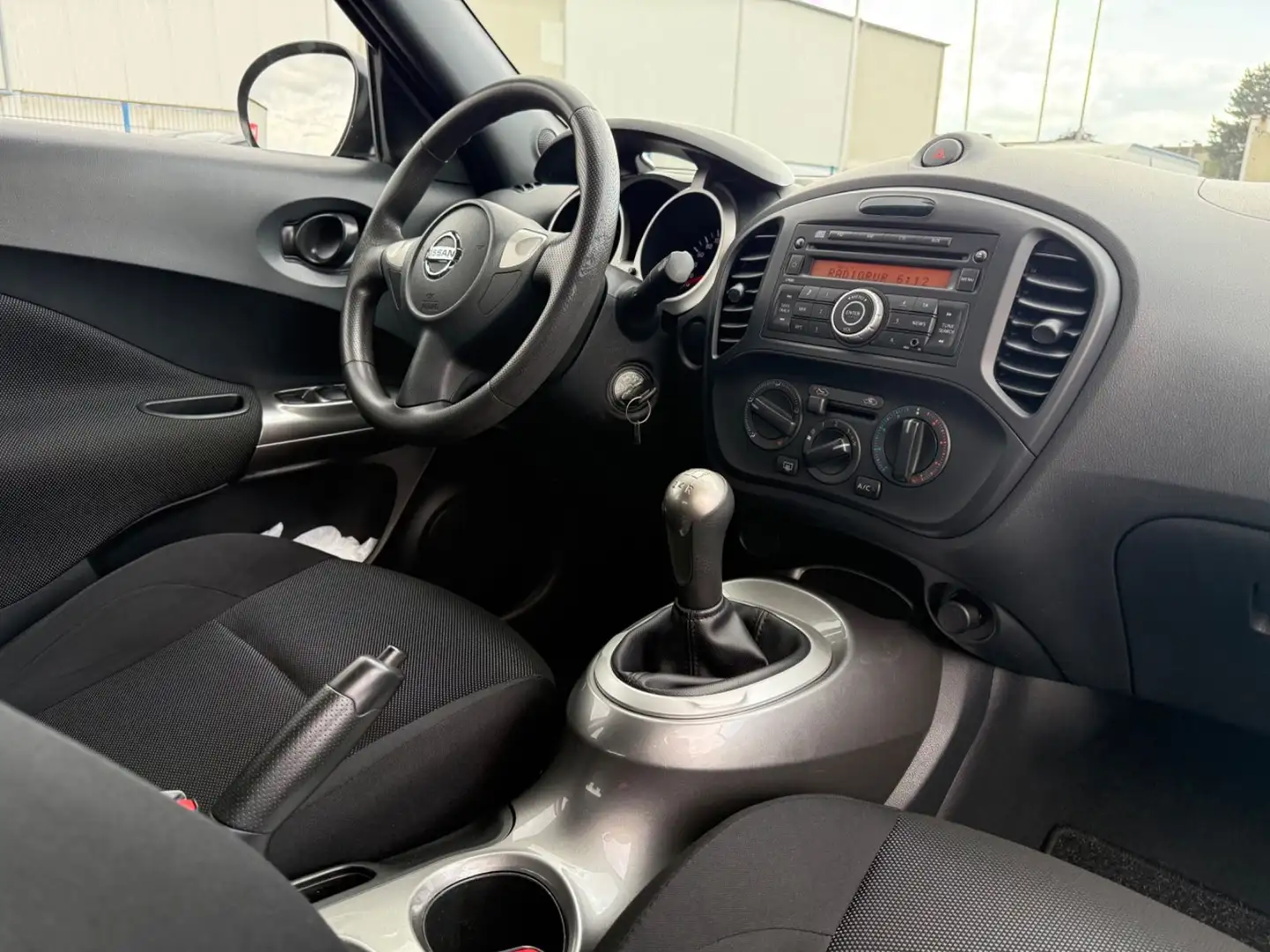 Nissan Juke Visia Zwart - 2