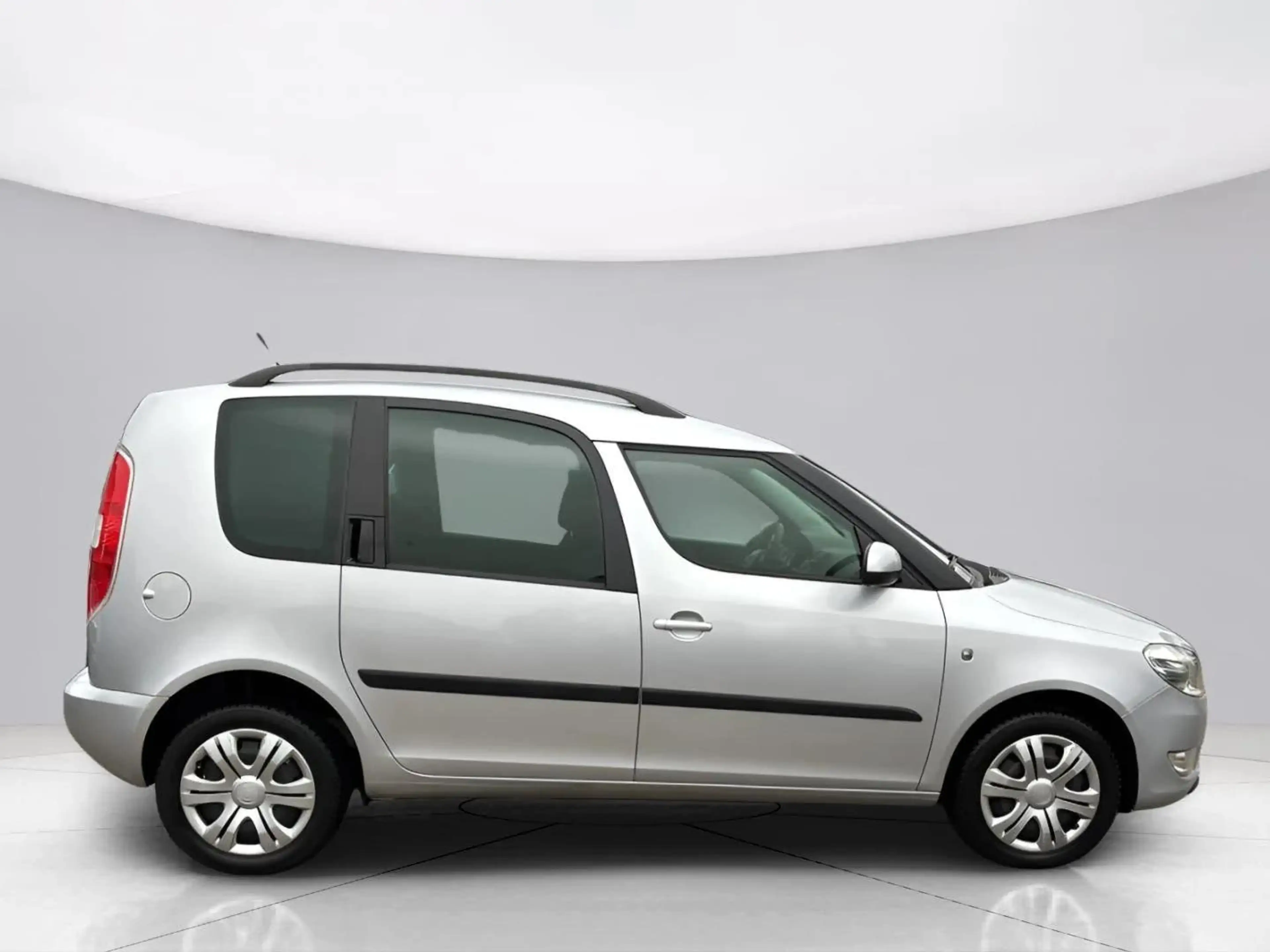 Skoda Roomster Ambition Plus Edition*Automatik*Behindertengerech. — photo 6