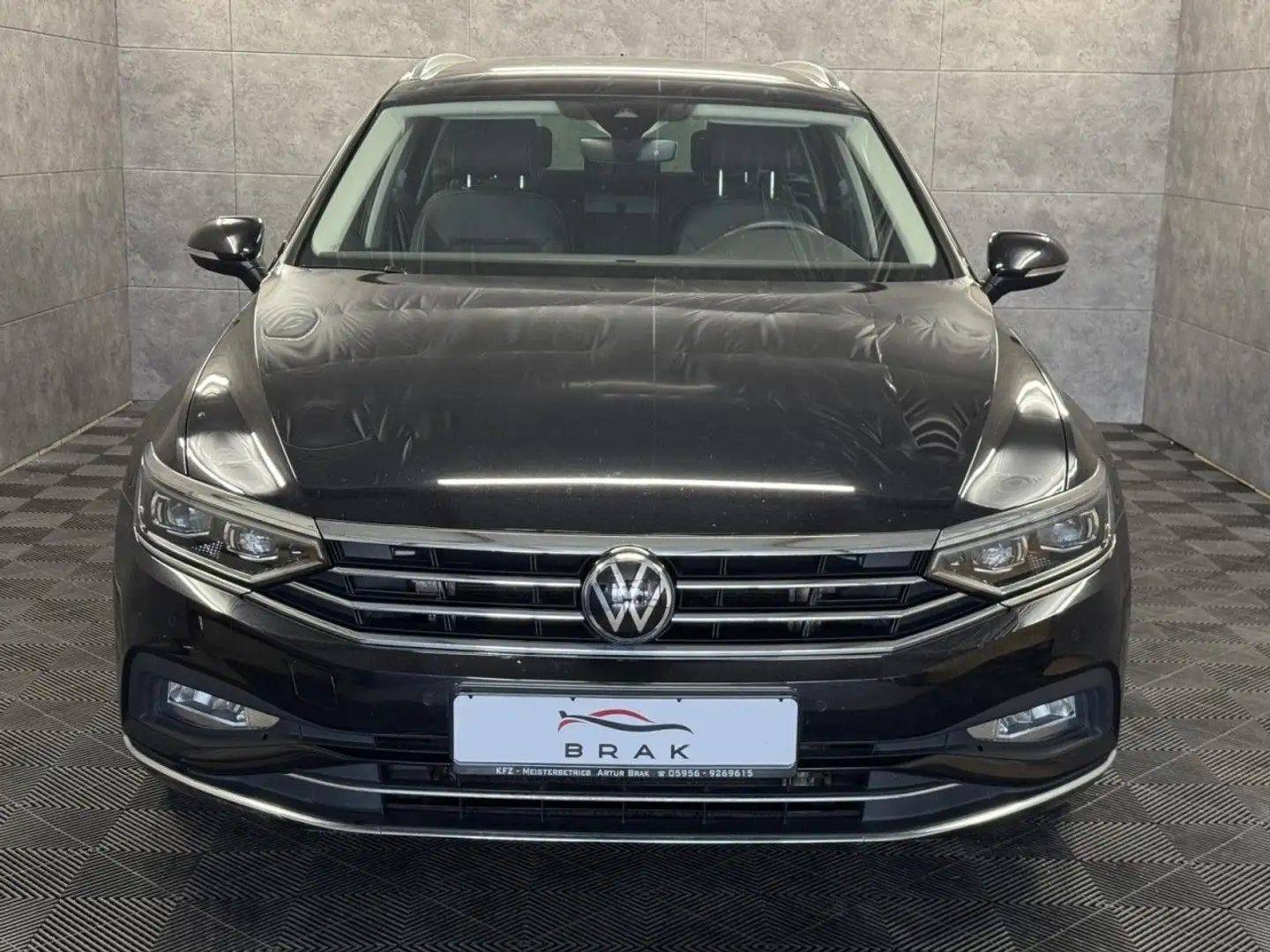 Volkswagen Passat Variant Passat Var. 2.0 TDI Elegance LED*NAVI*AHK*ACC* Noir - 2