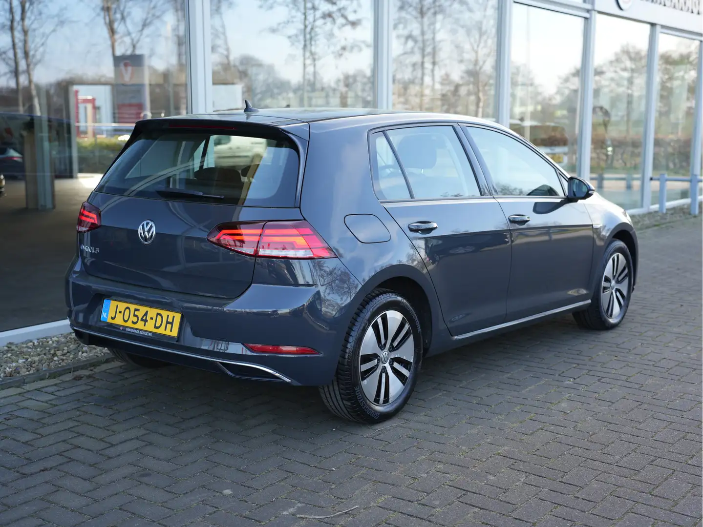 Volkswagen e-Golf E-DITION | Navigatie | Climate Control | ACC | Sto Szary - 2