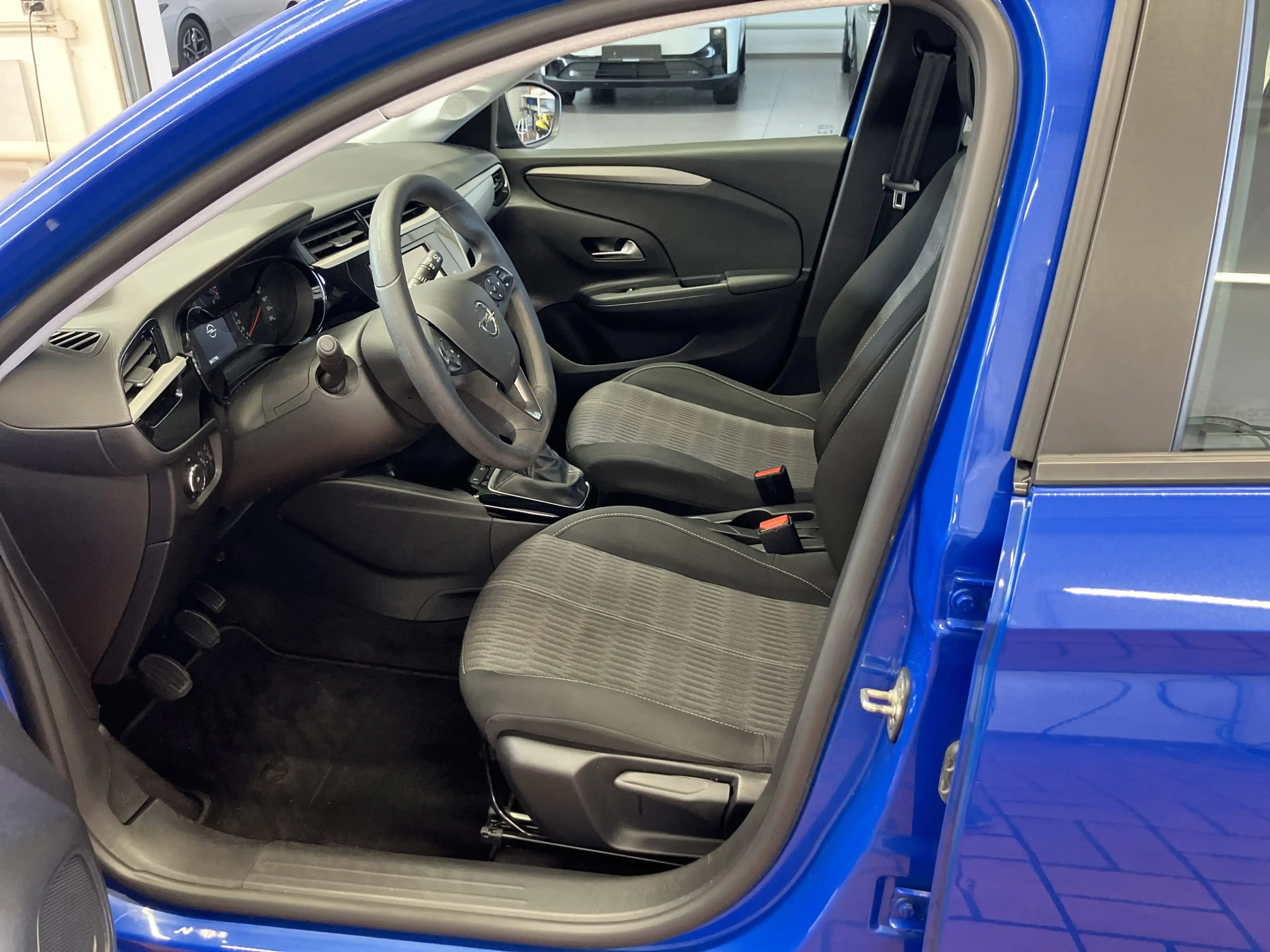Opel Corsa F 1.2 Turbo Edition SHZ+PDC+SpurH — photo 6
