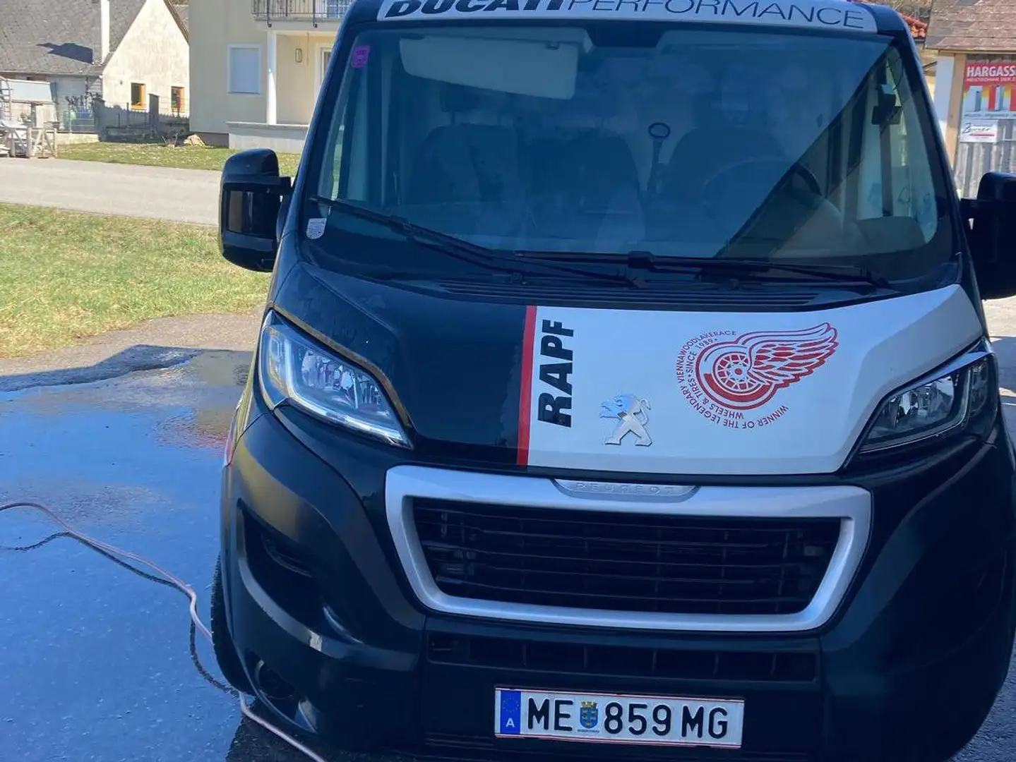 Peugeot Boxer Boxer Luxusbus 3000 L1H1 2,0 BlueHDi Luxusbus Weiß - 1