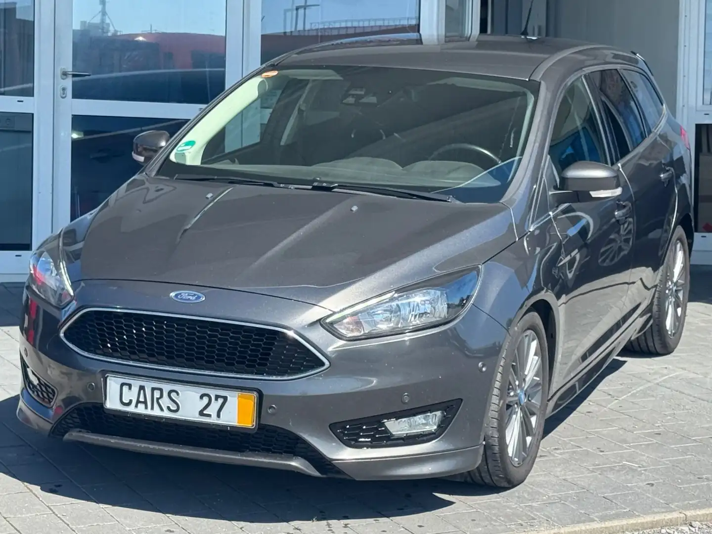 Ford Focus Titanium 2.0TDCI Powershift Navi Alu Aut. Gris - 1