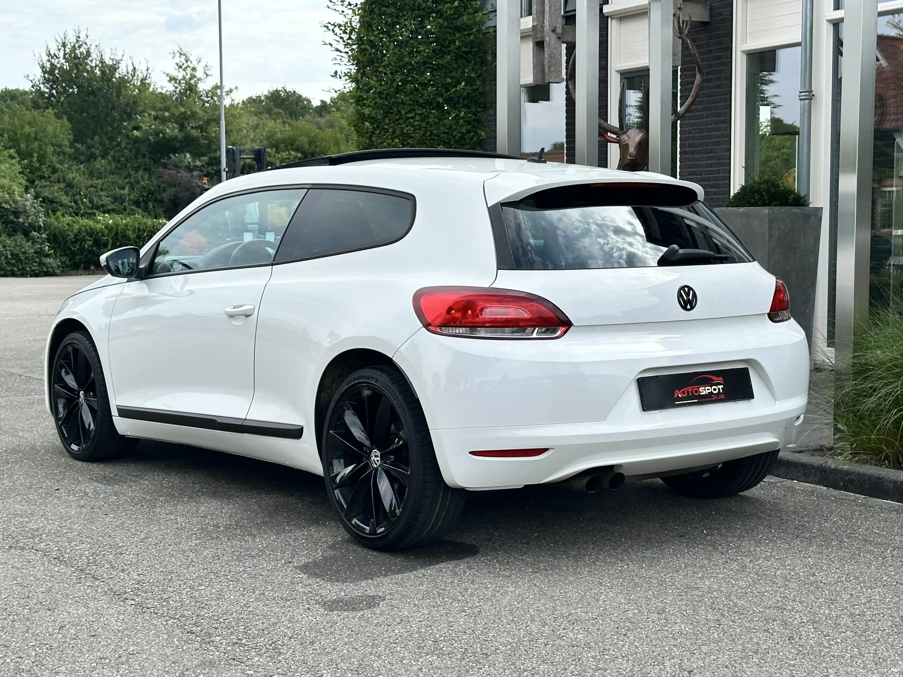 Volkswagen Scirocco 1.4 TSI Highline Plus — photo 8